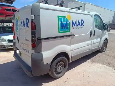 Veicolo di demolizione RENAULT TRAFIC  dell'anno 0 alimentato M9R630