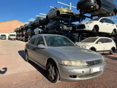 Здавання транспортного засобу opel vectra b berlina básico (1999->) року 0 потужний x18xe1