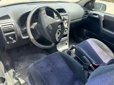 Здавання транспортного засобу opel astra g berlina 1.6 16v року 0 потужний x16xel