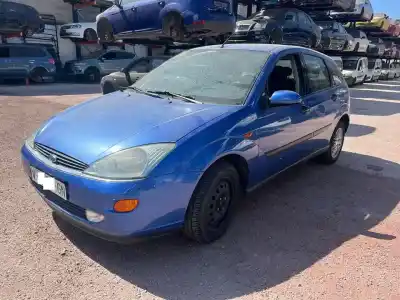 Veículo de Sucata ford focus berlina (cak) ambiente do ano 0 alimentado eddc