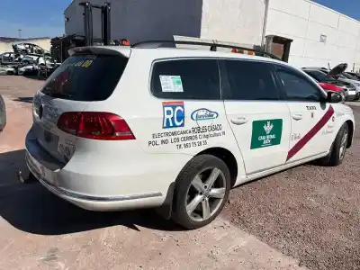 Veículo de Sucata volkswagen passat variant (365) advance 4motion bluemotion do ano 0 alimentado cff