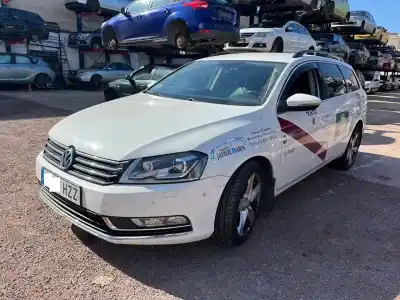 Veículo de Sucata volkswagen passat variant (365) advance 4motion bluemotion do ano 0 alimentado cff