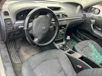 Veículo de Sucata RENAULT LAGUNA II BG0 Authentique do ano 0 alimentado 