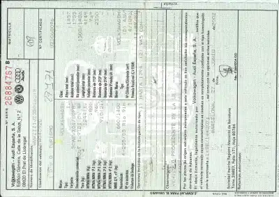 Veículo de Sucata volkswagen golf iv berlina (1j1) 1.6 do ano 0 alimentado 