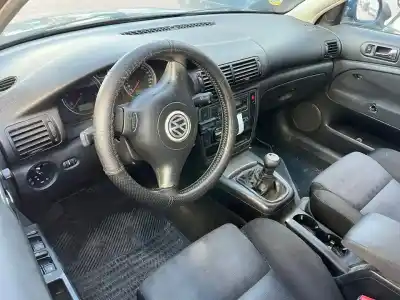 Veicolo di demolizione citroen c5 berlina lx (e) dell'anno 0 alimentato 