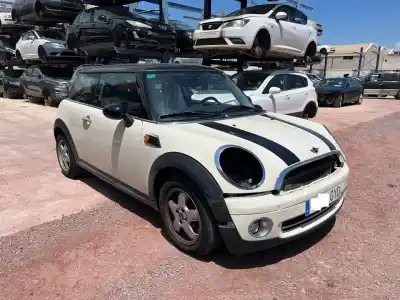 Vehículo de desguace mini mini r56 cooper del año 0 con motor 