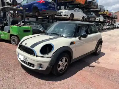 Vehículo de desguace mini mini r56 cooper del año 0 con motor 