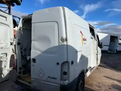 Veicolo di demolizione RENAULT MASTER II  dell'anno 0 alimentato 