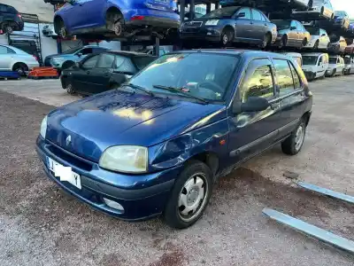 Veicolo di demolizione RENAULT CLIO I FASE I+II (B/C57)  dell'anno 0 alimentato 