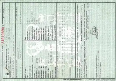 Véhicule à la ferraille RENAULT LAGUNA II  de l'année 2005 alimenté F9Q674