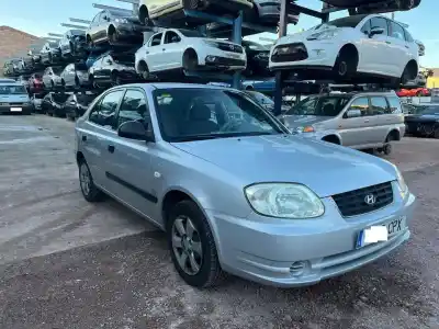 Vehicul casat hyundai accent (lc) crdi gl al anului 0 alimentat 