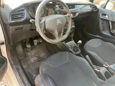 Veículo de Sucata citroen c3 selection 95 cv / 70 kw do ano 0 alimentado 