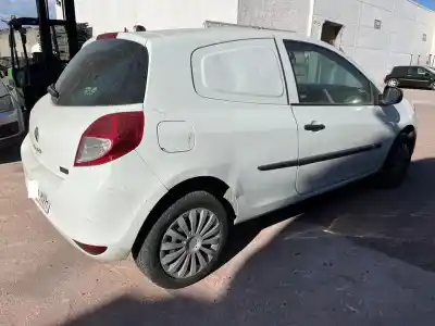 Здавання транспортного засобу renault clio iii confort dynamique року 2014 потужний 