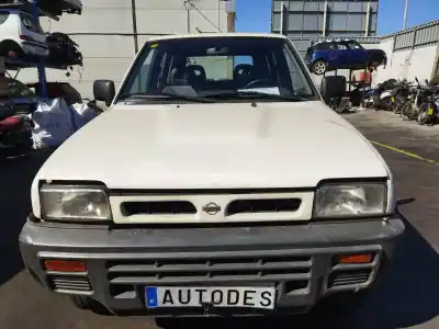 Véhicule à la ferraille NISSAN TERRANO/TERRANO.II (R20) Comfort de l'année 1996 alimenté TD27T