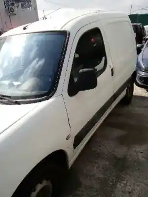 Sloopvoertuig citroen berlingo wjy(dw8b) van het jaar 2003 aangedreven wjy