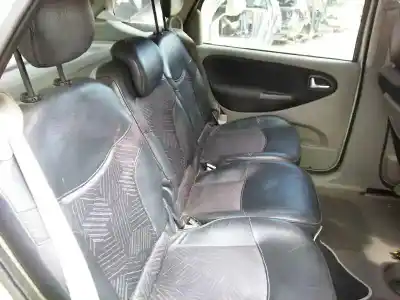 Scrapping Vehicle renault scenic (ja..) k4m a7 of the year 2002 powered k4m