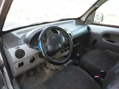 Здавання транспортного засобу renault kangoo i (f/kc0) d-f8q року 2001 потужний f8q