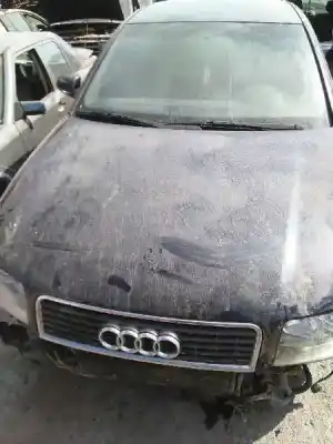 Scrapping Vehicle audi a4 b6 (8e2) 1.9 tdi of the year 2004 powered awx