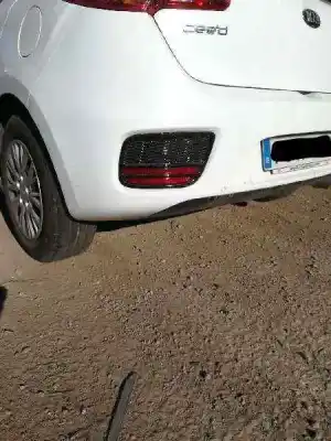 Здавання транспортного засобу kia ceed (jd) d4fc року 2017 потужний d4fc