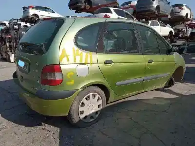 Scrapping Vehicle renault scénic i monospace (ja0/1_, fa0_) 1.9 dti (ja1u) of the year 2001 powered f9q744