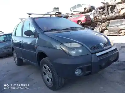 Здавання транспортного засобу RENAULT MEGANE I SCENIC (JA0) F9Q K7 року 2002 потужний F9Q K7