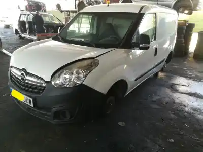 Здавання транспортного засобу opel combo d a13fd року 2015 потужний a13fd