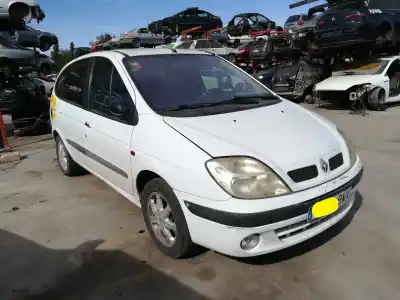 Здавання транспортного засобу RENAULT MEGANE I SCENIC (JA0) F9Q K7 року 2001 потужний F9Q K7