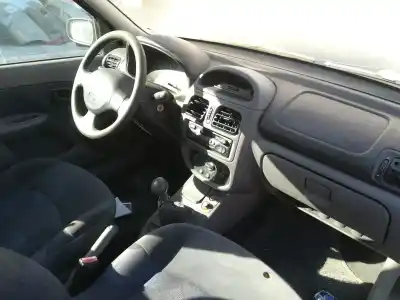 Scrapping Vehicle renault clio ii fase i (b/cb0) f8q of the year 1999 powered f8q