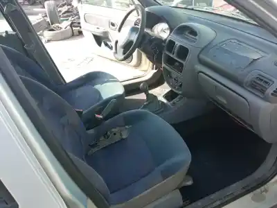 Verschrottungsfahrzeug renault                                            clio ii fase ii (b/cb0)                                                                                                                                                                                                                                    g-d7f g7 des jahres 1998 angetrieben d7f