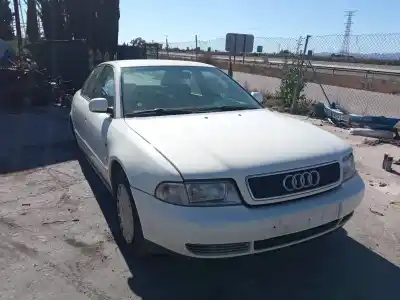 Здавання транспортного засобу audi a4 b5 (8d2) 1.8 t року 1997 потужний aeb