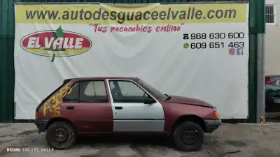 Véhicule à la ferraille PEUGEOT 205 BERLINA  de l'année 1986 alimenté 16IA