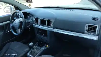 Veículo de Sucata opel vectra c (z02) 1.9 cdti (f69) do ano 2005 alimentado z19dth