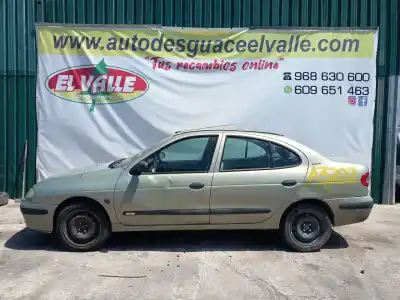 Hurda Aracı RENAULT MEGANE I FASE 2 BERLINA (BA0)  Yılın 2001 güçlü F9Q