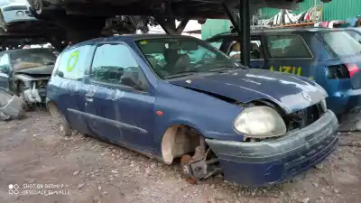 Veicolo di demolizione RENAULT CLIO II FASE I (B/CB0)  dell'anno 1998 alimentato F8Q