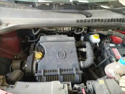 Scrapping Vehicle fiat 500l (351_, 352_) 1.6 d multijet (199lyd1b) of the year 2013 powered 