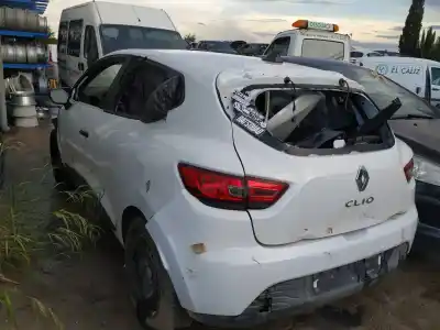 Veicolo di demolizione renault clio iv authentique dell'anno 2015 alimentato 