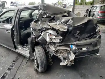 Sloopvoertuig citroen celysée feel van het jaar 2017 aangedreven yh01