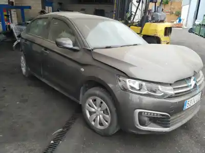 Sloopvoertuig citroen celysée feel van het jaar 2017 aangedreven yh01