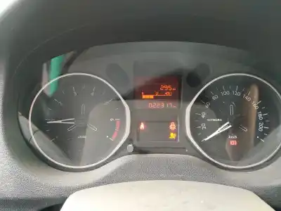 Sloopvoertuig citroen celysée feel van het jaar 2017 aangedreven yh01