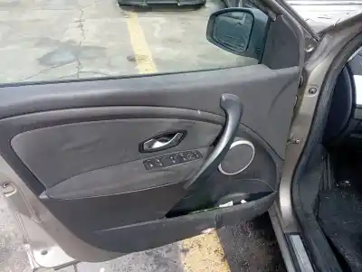 Veículo de Sucata renault megane iii berlina 5 p dynamique do ano 2010 alimentado 