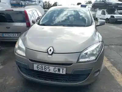 Verschrottungsfahrzeug RENAULT MEGANE III BERLINA 5 P Dynamique des Jahres 2010 angetrieben 