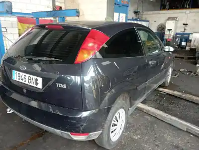 Vehicul casat ford focus berlina (cak) trend al anului 2001 alimentat c9db