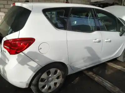 Veicolo di demolizione opel meriva b cosmo dell'anno 2013 alimentato a13dte