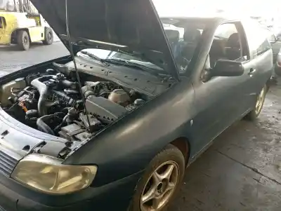 Veículo de Sucata seat ibiza ii (6k1) 1.9 tdi do ano 2000 alimentado agr