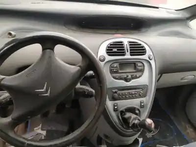 Veículo de Sucata citroen xsara picasso (n68) 2.0 hdi do ano 2005 alimentado rhy