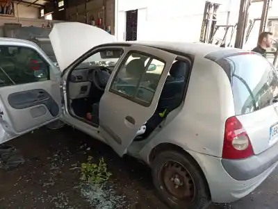 Veículo de Sucata renault clio ii fase ii b cb0 authentique do ano 2001 alimentado k9k704