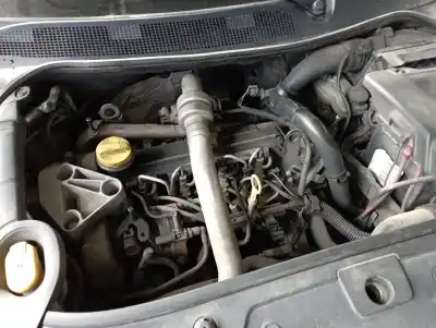 Veículo de Sucata renault megane ii classic berlina confort authentique do ano 2004 alimentado k9k724