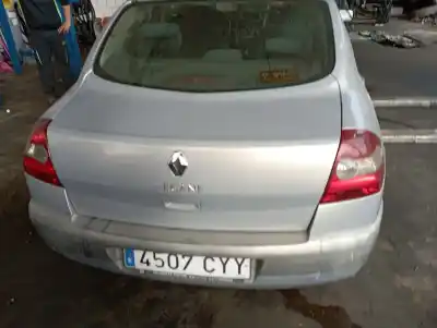 Veículo de Sucata renault megane ii classic berlina confort authentique do ano 2004 alimentado k9k724