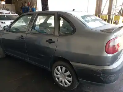 Veículo de Sucata seat cordoba berlina (6k2) stella do ano 2001 alimentado agr