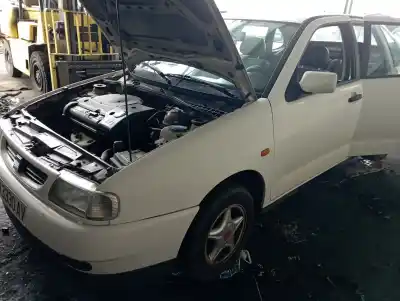 Veículo de Sucata SEAT CORDOBA BERLINA (6K2) Stella do ano 1998 alimentado AEE
